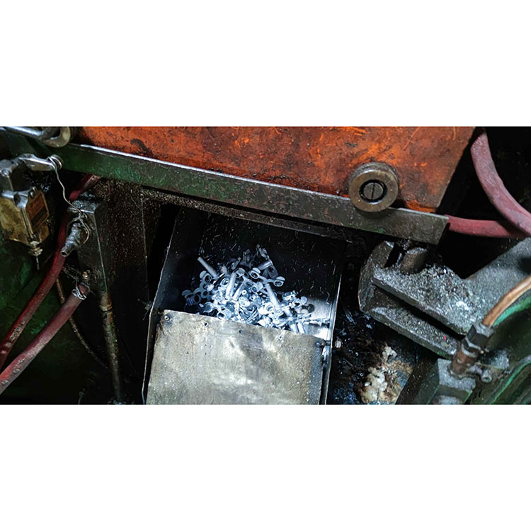 Wat is het verschil tussen zink die casting en aluminium die casting?